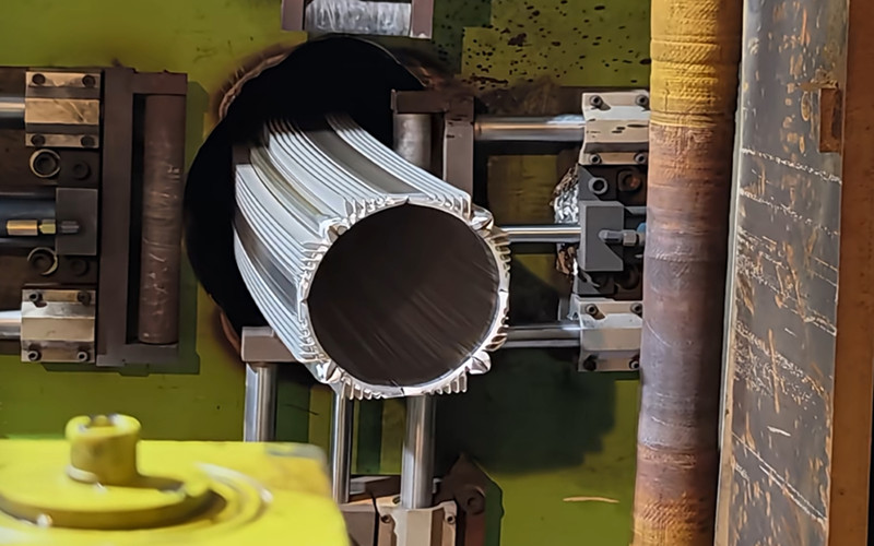 Perfiles de Aluminio Extruido 7020 | Soluciones Personalizadas Serie 7xxx
